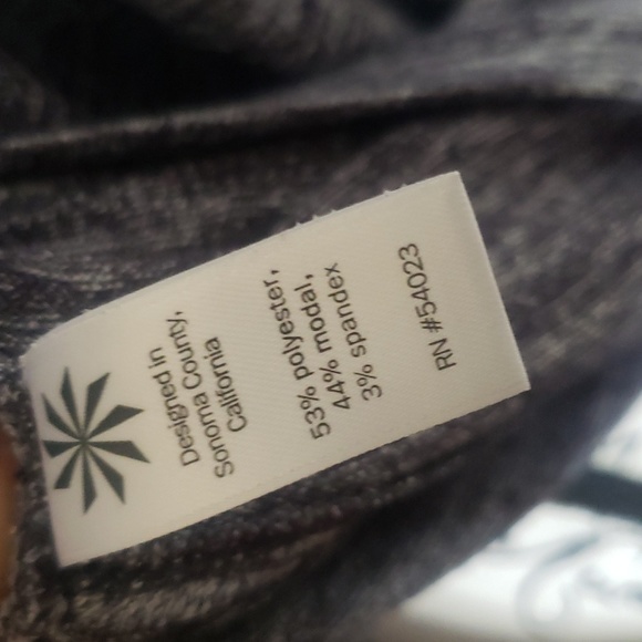 Athleta gray long sleeve backless all sport everywhere top L - Picture 4 of 5